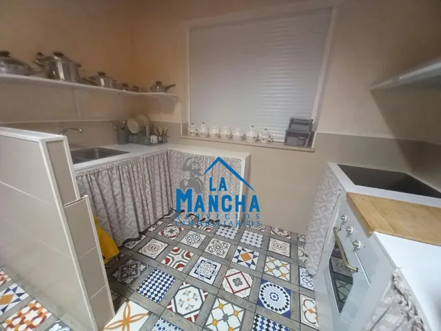 *155.000€* inmobiliaria la mancha vende adosado en Barrax (Albacete). — 24