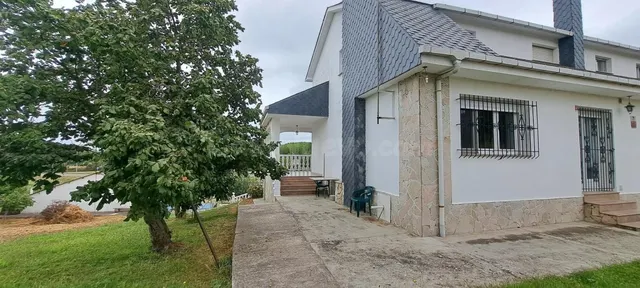 CASA EN PONFERRADA - foto 3