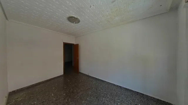 Casa en venta  villamarxant (Valencia) — 36