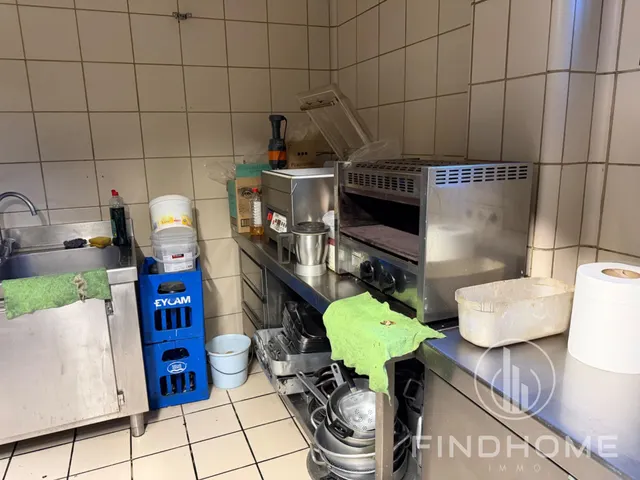 Negocio 303m² en alquiler - Centro — 17