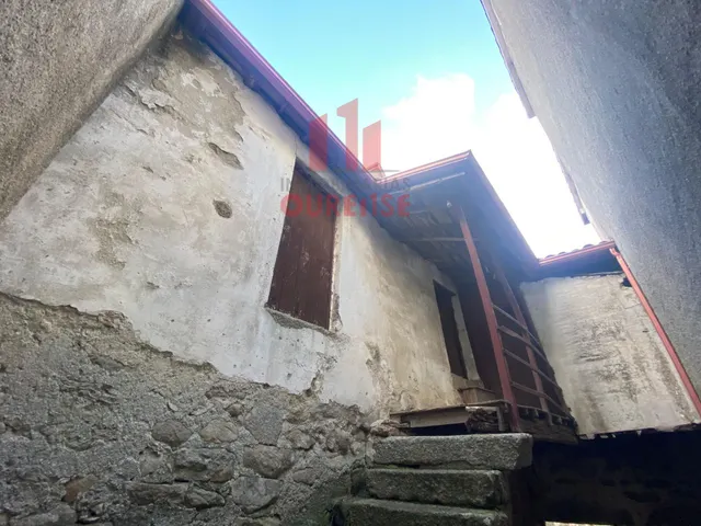 SE VENDE CASA DE PIEDRA PARA REFORMAR EN A VALENZÁ — 7