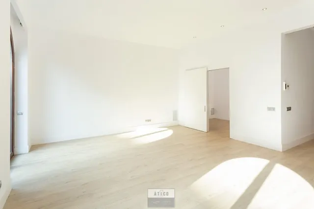 PISO EN VENTA EN RONDA UNIVERSIDAD/PLAÇA CATALUNYA — 5