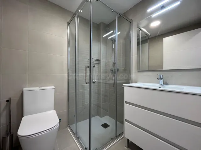 Habitación 6 habitaciones 147m² en alquiler - Barrio del Pil - foto 4