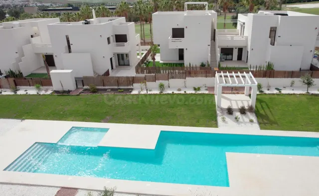 RESIDENCIAL DE OBRA NUEVA EN LA FINCA GOLF