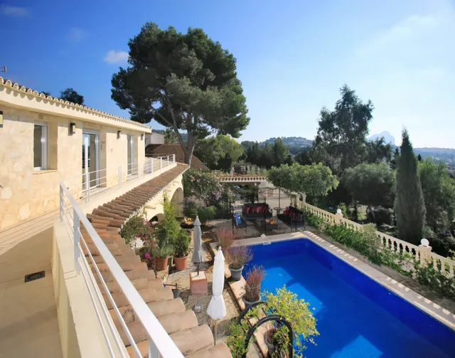 MAGNÍFICA VILLA DE LUJO CON VISTAS PANORÁMICAS EN CALPE — 30