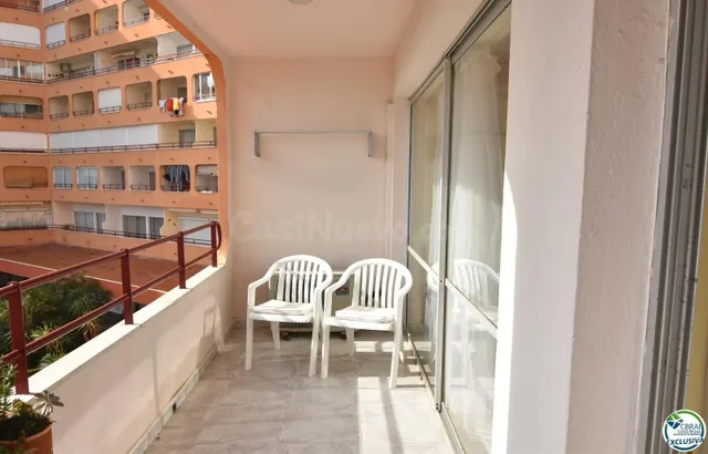 Apartamento con licencia turística en Santa Margarita, Roses - foto 4
