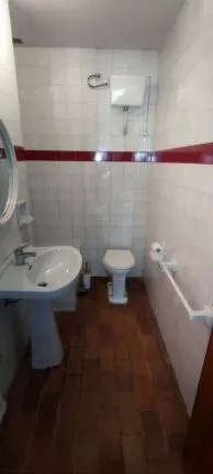 Local comercial 9 habitaciones 694m² en venta - Comunidad valenciana — 46