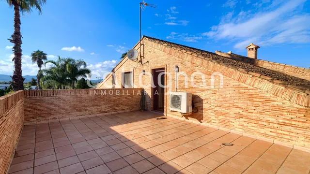 Villa en venta en Playa Almardà — 18