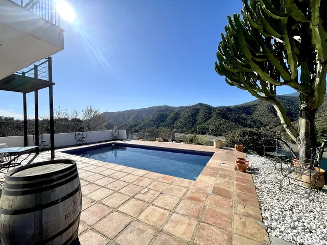Chalet 3 habitaciones 222m² en venta - Istan pueblo — 44
