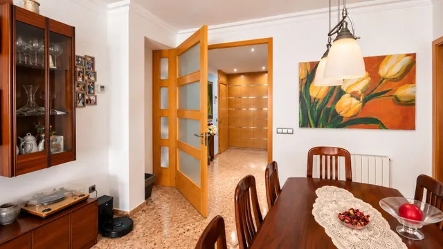 Ref- 08701 Salico presenta - AMPLIA VIVIENDA DE 4 habitaciones, 2 GARAJES Y TRASTERO EN ZONA SENSAL — 8