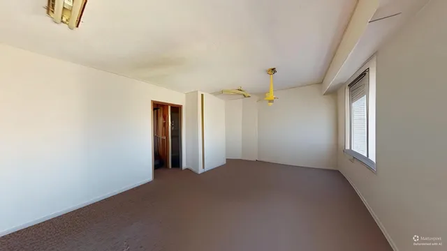 EXCELENTE ZONA, PISO TOTALMENTE EXTERIOR CON LA MEJOR ORIENTACION- ESTE, MUY LUMINOSO, 7º PISO, BUENA FINCA CARAVISTA. — 28