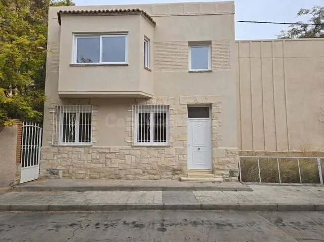 Se vende precioso chalet en el corazón de Alhama de Aragón - foto 2