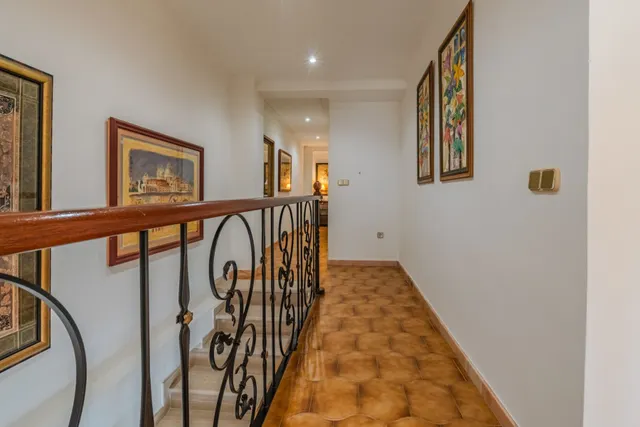 Dúplex 5 habitaciones 234m² en venta - Pueblo — 38
