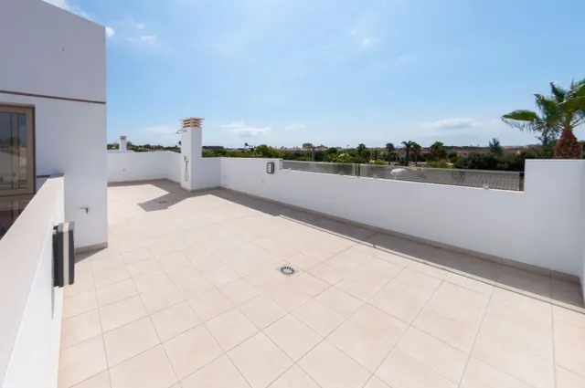 VILLA DE OBRA NUEVA EN LOS ALCAZARES — 15