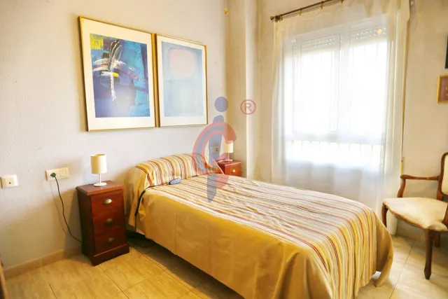 Planta baja en venta en el centro de Guardamar del Segura con gran terraza privada y piscina comunitaria — 17