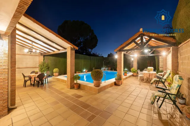 VIVIENDA PAREADA EN MONTELUZ — 11