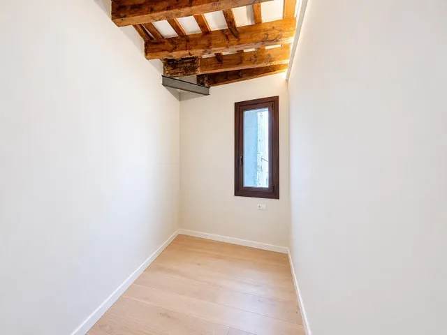 Piso en venta en Calle de l'Hostal d'en Sol — 11