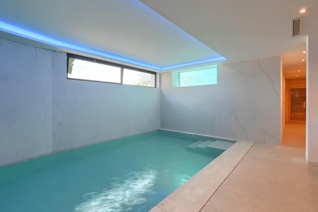 Villa 4 habitaciones 621m² en venta - La Fustera — 39