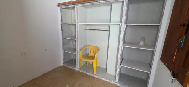Casa con Local Comercial en Ubicación Estratégica Frente al  - foto 4