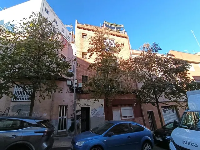 Venta piso en Badalona — 3