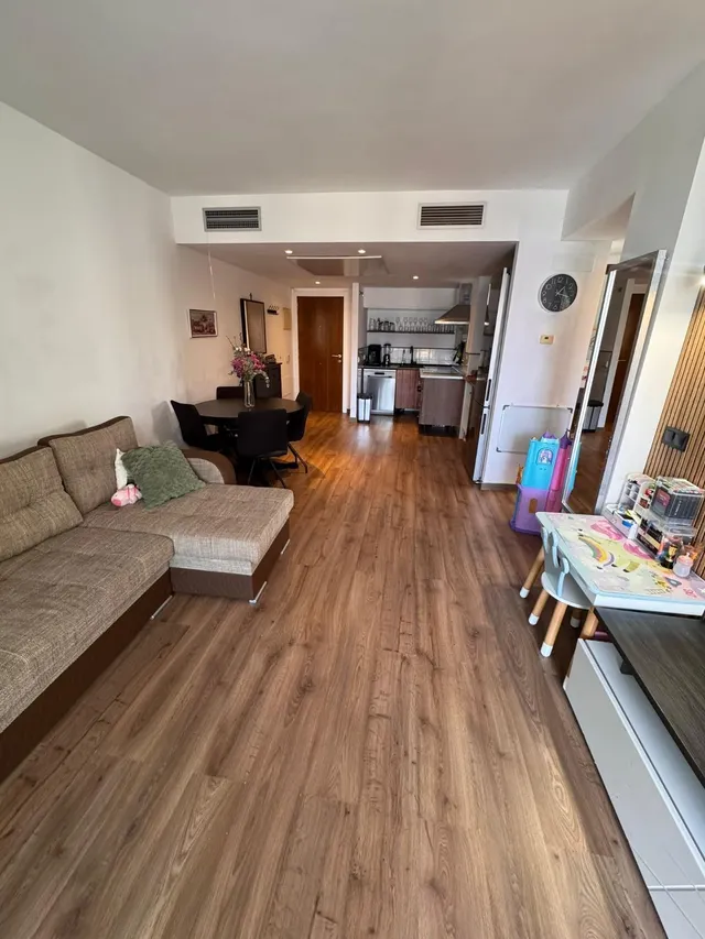 Apartamento con piscina comunitaria, Alicante, Torrevieja. 2 habitaciones, 80 m2, 500 metros del mar — 13