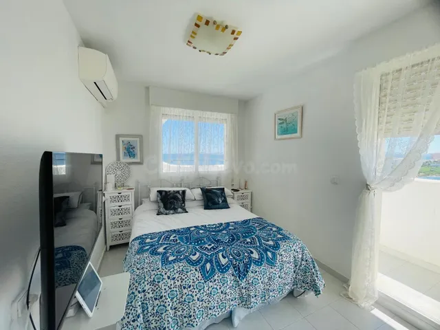 Precioso ático urbanización Venecia Azul — 22