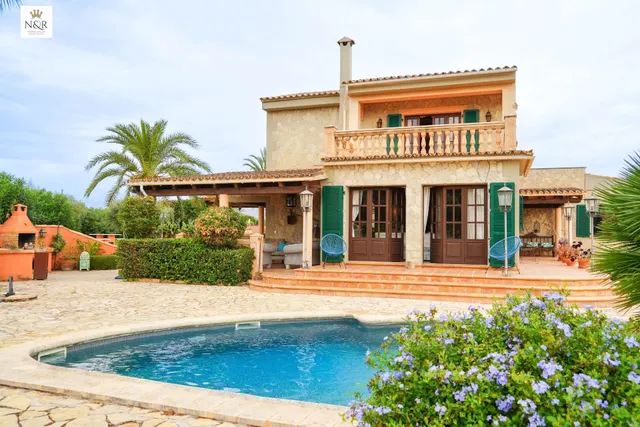 Finca rústica con espectacular casa con piscina y jardín mediterráneo en Consell, mallorca. — 27