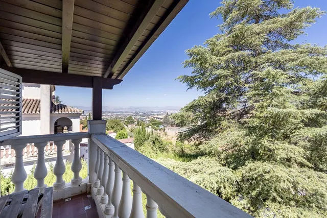 CASA PAREADA EN LA ZUBIA CON PISCINA, ZONA DE BARBACOA Y JARDÍN — 17