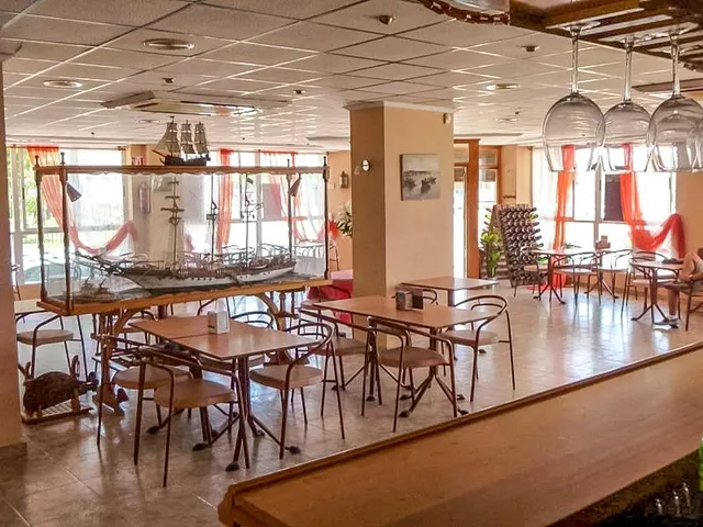 Oportunidad de Inversión: Restaurante a la venta en Playa del Acequión — 9