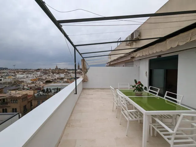 Espectacular apartamento con fantástica terraza en pleno corazón de Sevilla, junto calle Laraña !!! — 7