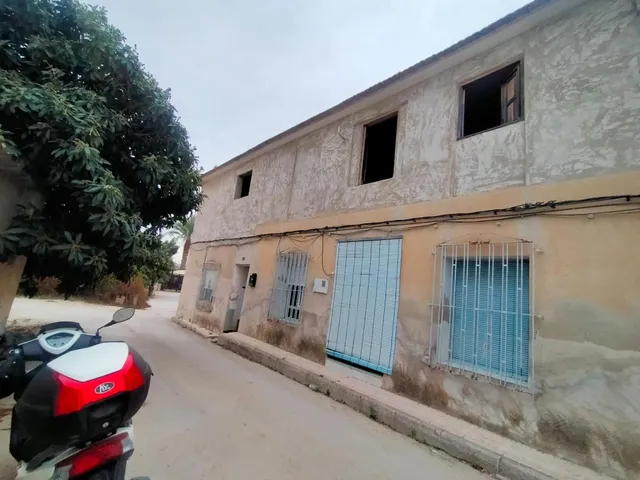 VENTA DE CASA INDEPENDIENTE EN EL PARAJE — 17