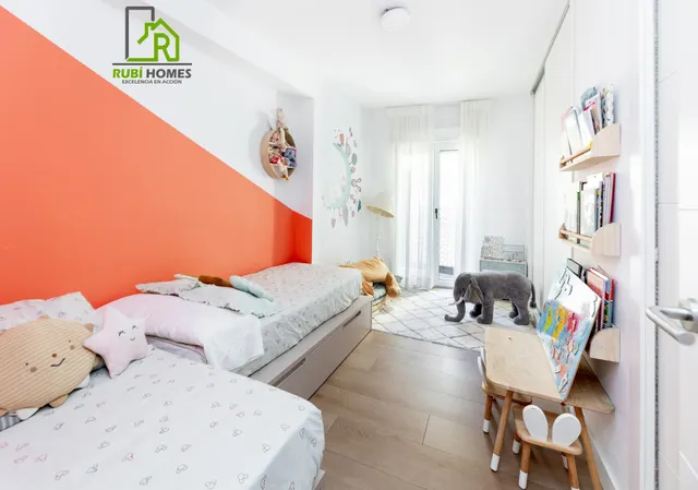 ✨ EXCLUSIVA VIVIENDA REFORMADA EN PLAZA MARIANA PINEDA — 22