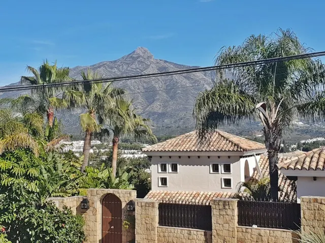 Chalet 5 habitaciones 382m² en venta - Marbella - foto 3