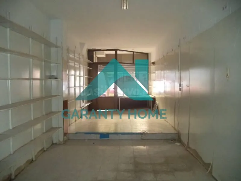 Se alquila local comercial en zona colón, Cáceres ✨