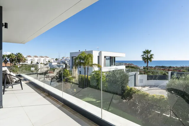 Chalet 3 habitaciones 181m² en venta - Costa del Sol — 28