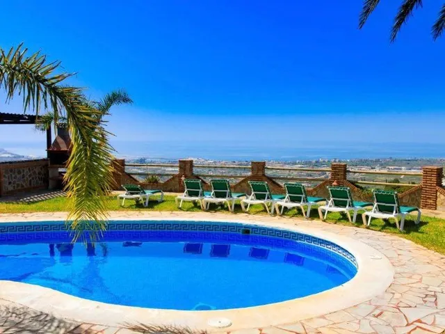 FANTÁSTICA VILLA CON VISTAS AL MAR - foto 4