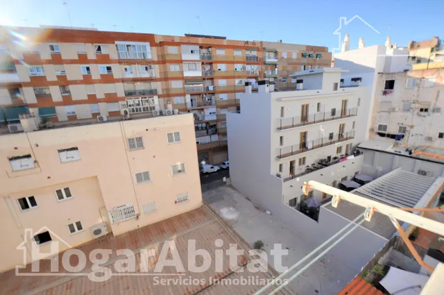 ¡PLAYA DE LA MALVARROSA! LUMINOSO, BONITO Y EXTERIOR CON BALCÓN — 13