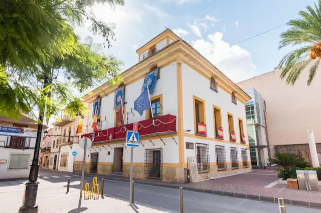 Entresuelo diáfano de 44 m2 en Archena, junto al ayuntamiento – ideal para tu negocio — 19