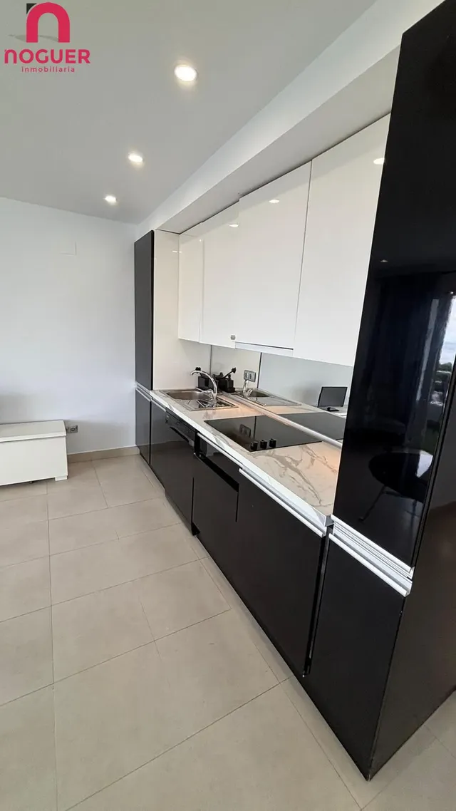 APARTAMENTO EN VENTA EN MARBELLA - VISTAS AL MAR IMPRESIONANTES — 4