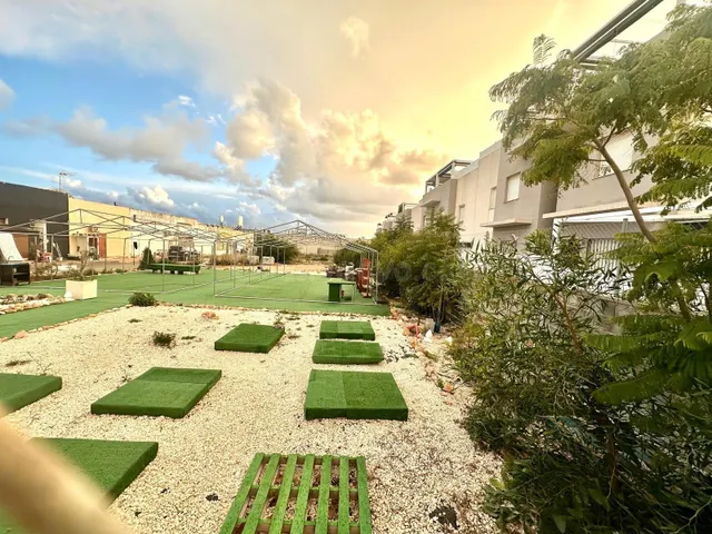 SE ALQUILA PARCELA COMERCIAL DE 1200 M2 IDEAL PARA UN GARDEN - foto 3