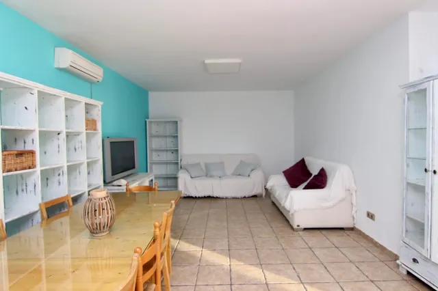 Alquiler larga estancia chalet con piscina — 49