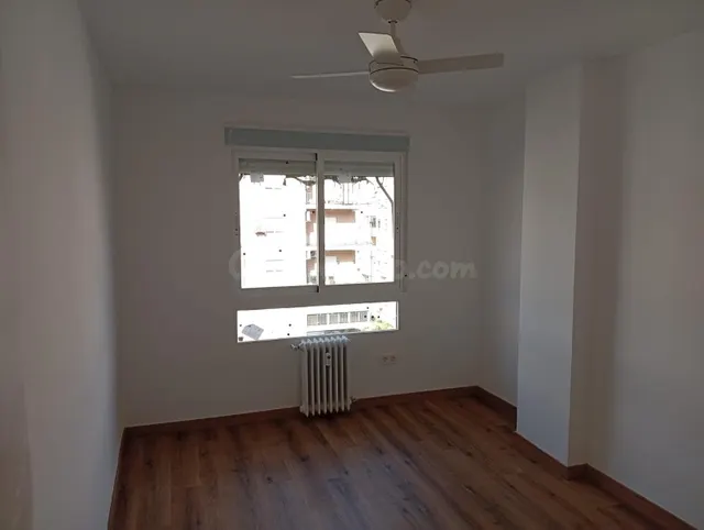 Magnífco piso de 5 dormitorios en Camino de Ronda - IDEAL PA