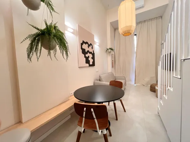1 ESTUDIO DUPLEX,  CON LICENCIA TURISTICA, EN PLANTA BAJA, TOTALMENTE REFORMADO A ESTRENAR. — 26