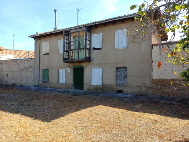 Casa con terreno en Hospital de Órbigo. — 41
