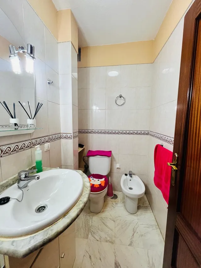 Villa Isabel piso de tres habitaciones , dos baños , garaje y trastero — 10