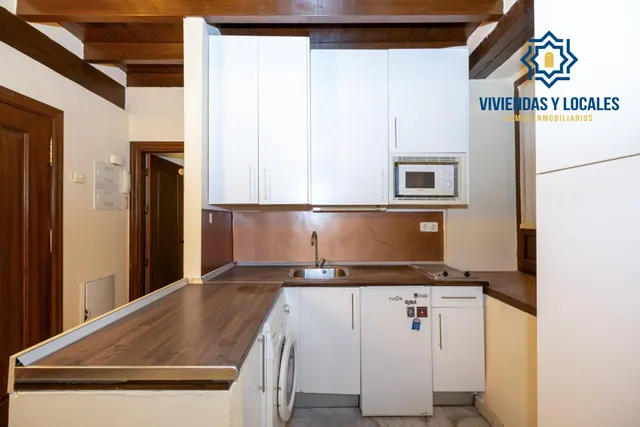 Barrio del Realejo. Precioso apartamento de un dormitorio y un baño junto al Campo del Príncipe. — 5