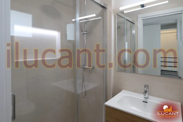 FANTASTICO  PISO CON REFORMA A ESTRENAR JUNTO AV. CONDE LUMIARES — 27