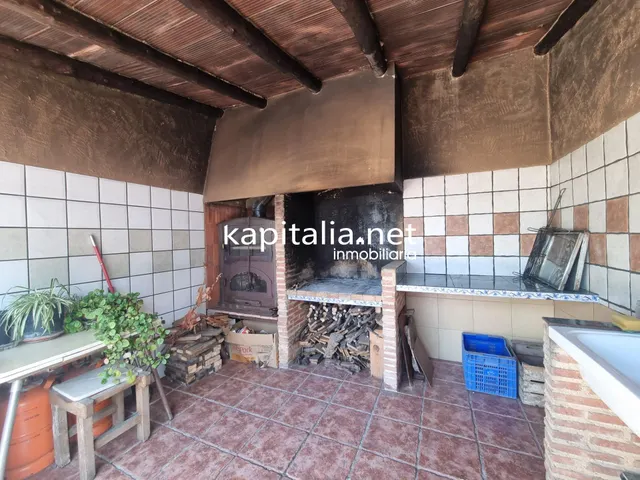 Chalet a la venta en Ontinyent. — 4