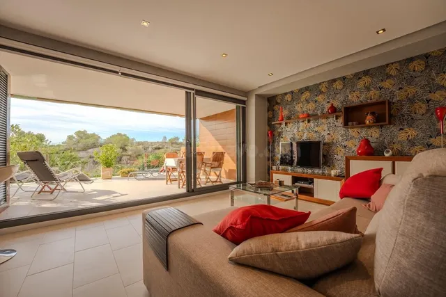 Moderno Apartamento de 2 Dormitorios en Planta Baja con Vist - foto 4