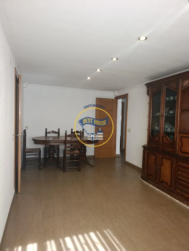 Oportunidad primer piso sin ascensor reformado en Ontinyent — 6